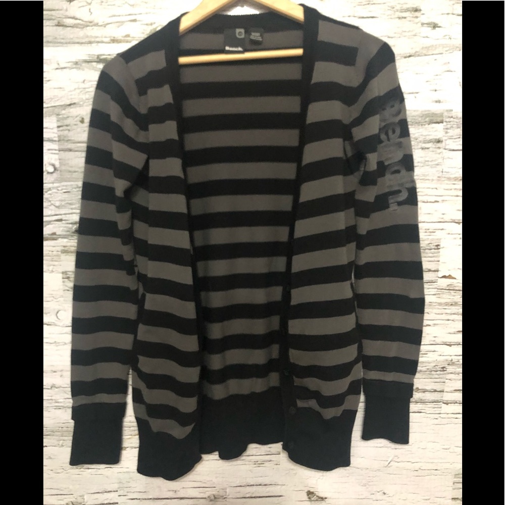 BENCH button down sweater